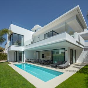 Luxury Villa with private pool