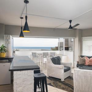 Ballito Beachfront Villa, LOAD SHEDDING FRIENDLY