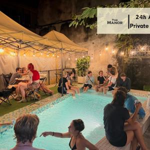 The Manor Hostel - Hostel with Private Pool