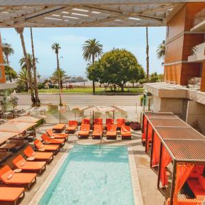 Shore Hotel