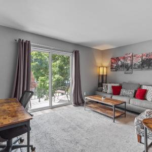 Luxurious 2-Bedroom Abode with Elevated Comforts Near Main Street