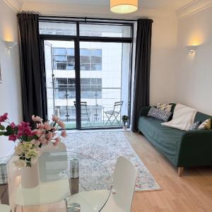 Modern Spacious 1 Bed Apartment