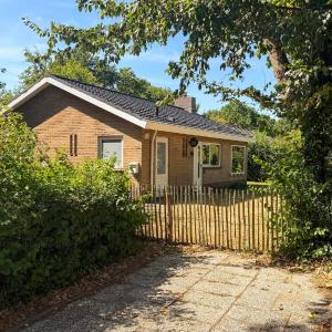 2 Bedroom Nice Home In Oostkapelle