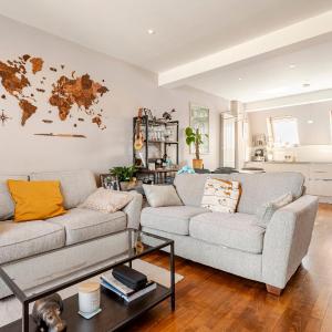 Double room in London Penthouse Homestay