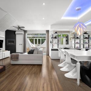 5BR Boutique Townhouse Hot Tub near Puerto Banús