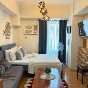 Cozy Condo in Ermita Manila near St Lukes Medical Center and US Embassy