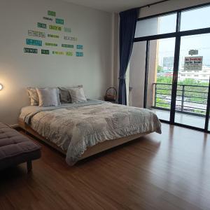 HOMEY-Sleepy Don Mueang Airport Hostel
