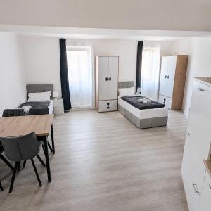 LeHaStays Apartments - FS7 I Küche I WLAN I SmartTV I Einzelbetten I Parkplatz