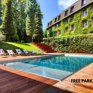 Booking Hotel & Spa