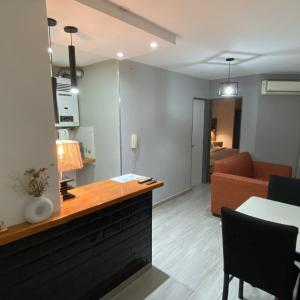 Depto con Terraza Privada - Cerca De Todo