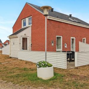 Apartment Raine - 2-3km from the sea by Interhome
