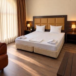 Hotel Consul