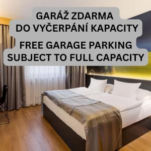 Expo Hotel