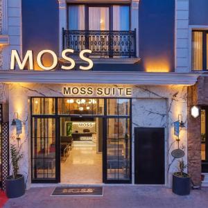 Moss Suites Hotel
