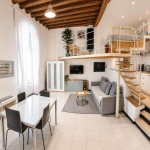 Vibe Loft in Old Town - Near De Ferrari & Aquarium