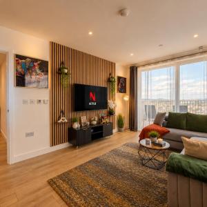 Wembley Cozy Cloud Waterfront Retreat with free Parking near Wembley stadium