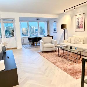 Modern flat overlooking Oslo