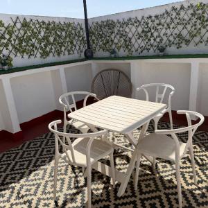 Ático Aguayos con terraza y cuatro dormitorios.