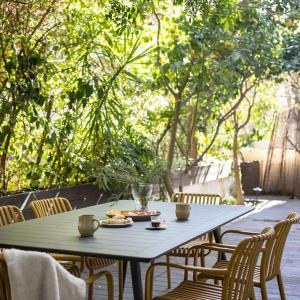 Old North 2BR Private Garden by SeaNRent