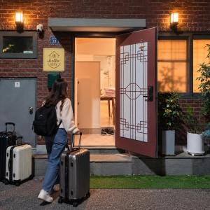 Seoul Private House I Ground Floor I 5 Min to Jayang, Near Konkuk Univ & Han River