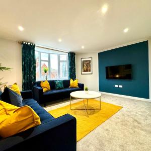 Explore 2BR Bournemouth, Ground Floor Easy Access