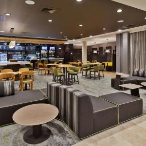 Courtyard by Marriott Kansas City Airport