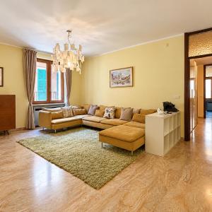 Verona Historic Center 2BR 2BA Near Arena