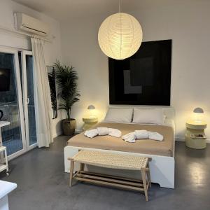Minimal Boutique Studio in Kolonaki