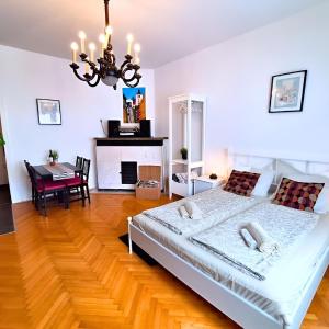 Flex SelfCheckIns Zagreb 291 - 292 - 293 - 294 - 4 Units - Studio Apartments - City Centre - Flexible Keybox Entry - Modern