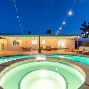 Sun Mesa Poolside Hideaway - Spa - Game Room - NEW