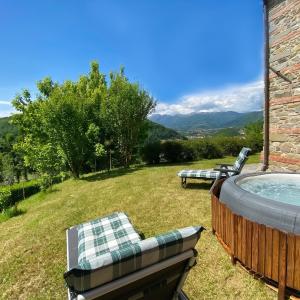 Cozy House in Castelnuovo di Garfagnana + Large Garden