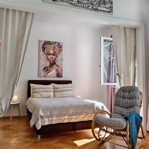 Central Sofia Apt Separate Kitchen, Singer Work Desk, Fast WiFi & Metro