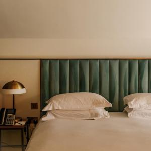 The Lodge Hotel - Putney