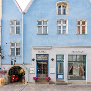 CRU Hotel