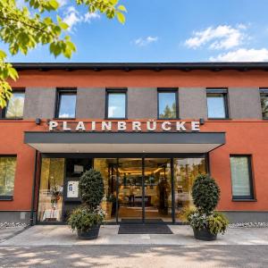 Hotel Plainbrücke | self check-in