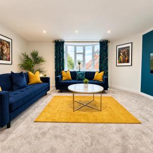 3BedRoom Urban Oasis in Bournemouth- Beach Nearby!