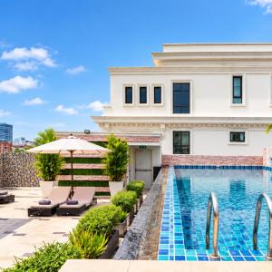 Aspira Hana Executive Suite Thonglor Hotel