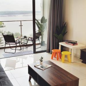 Danga Bay 3BR - Secret Lounge - Netflix - Dryer