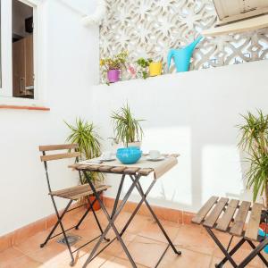Hostly Sierpes 3 Renewed Families-Fibre-Parking optional