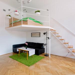 F4 Fiumei Apartment