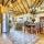 Foto esterna di Lord's Wine Farm di notte