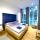 Værelse i Pineblue Villas med et tv