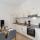Værelse i Homespace - Magdeburg - Gemütliches Apartment mit Balkon med et tv