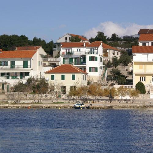 Apartments by the sea Jezera, Murter - 796