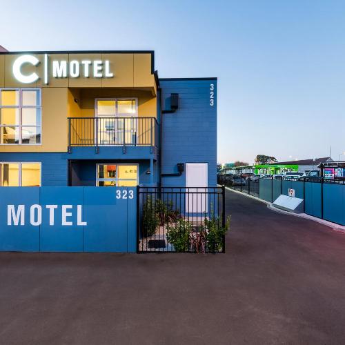 C-Motel