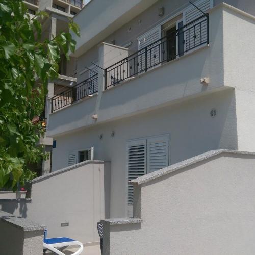 Apartmani Dina