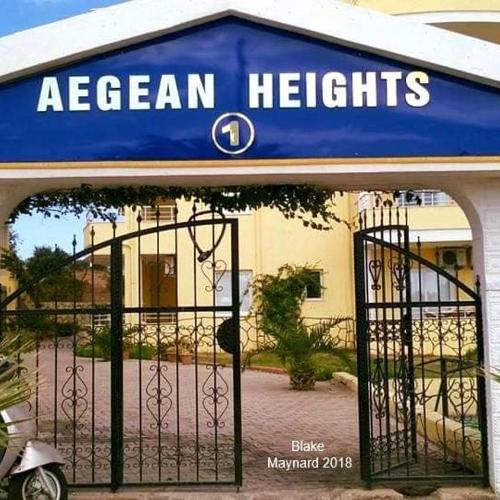 A&J Apartments- Aegean heights 1 4Bed