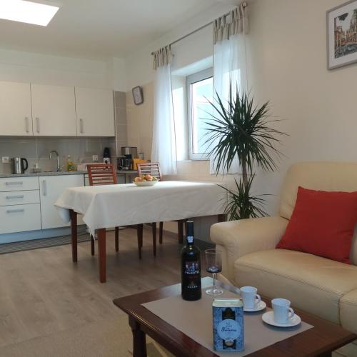 Apartment (A) 300 meters from Sanctuary of Fatima