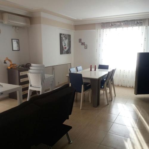 1 bedroom Apt in top location, close to sea - RENT DM 2020-35