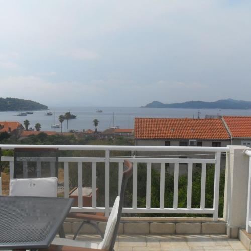 Attractive island apartment, private balcony with sea view over whole island